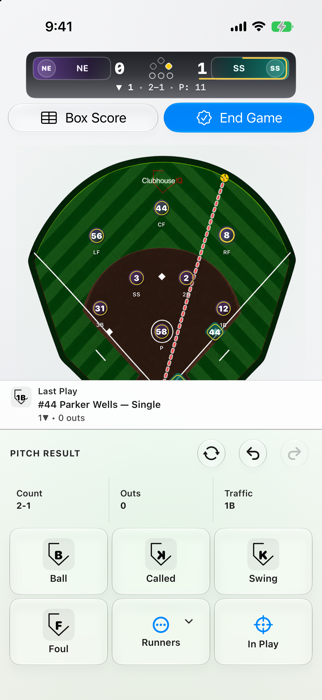 ClubhouseIQ softball scoring with a home-run path on iPhone